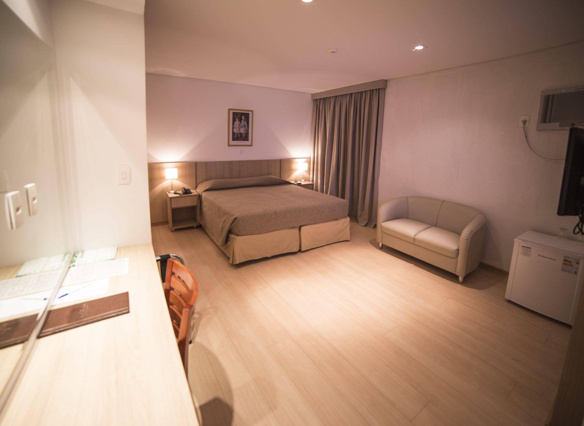 Hotel Ema Palace เซาโจเซดอสกัมปอส ภายนอก รูปภาพ